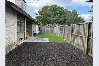 15745 Covewood Circle, Dallas, TX 75248 - Photo 21
