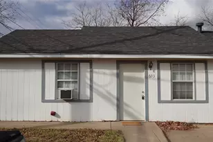 693 E N 15th St, Abilene, TX 79601 - Photo 13