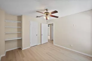 1204 Calico Ln, Arlington, TX 76011 - Photo 11