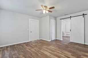 407 W Carnegie St, Winnsboro, TX 75494 - Photo 15