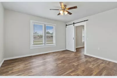 407 W Carnegie Street, Winnsboro, TX 75494 - Photo 9