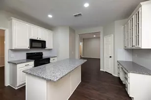 2716 Rocky Creek Dr, Mansfield, TX 76063 - Photo 13