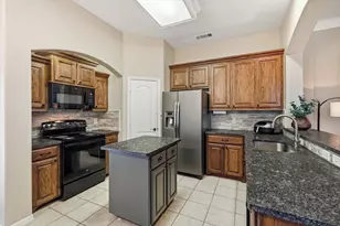 8240 Bridge St, North Richland Hills, TX 76180 - Photo 9