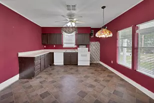 1402 County Road 1030, Corsicana, TX 75110 - Photo 9