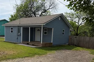 204 E 5th St, Springtown, TX 76082 - Photo 1