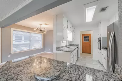 821 Prestwick Street, Bedford, TX 76022 - Photo 13
