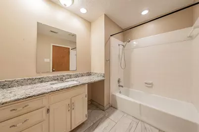 821 Prestwick Street, Bedford, TX 76022 - Photo 25