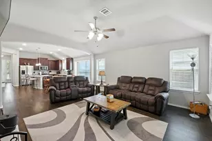 221 Gardenia Dr, Azle, TX 76020 - Photo 13