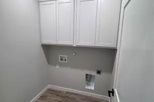 215 Sweetwater Dr, Weatherford, TX 76086 - Photo 9