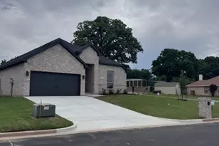 215 Sweetwater Dr, Weatherford, TX 76086 - Photo 19