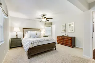 2772 Bay Meadows Cir, Farmers Branch, TX 75234 - Photo 13