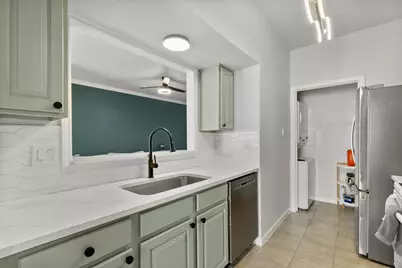3550 Country Square Drive #111, Carrollton, TX 75006 - Photo 9