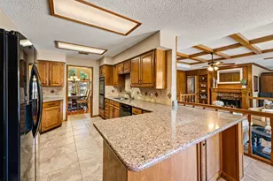 517 Highland Park Dr, Hurst, TX 76054 - Photo 11