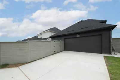 8805 Acorn Avenue, Justin, TX 76247 - Photo 3