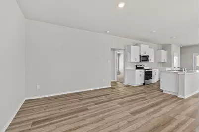 504 Marsh Street, Cleburne, TX 76033 - Photo 5