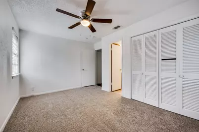 3711 E Devonshire Court, Irving, TX 75062 - Photo 13