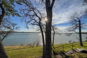 6401 Red Bud Dr, Flower Mound, TX 75022 - Photo 13