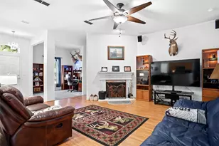 1801 Manten Blvd, Denton, TX 76208 - Photo 9