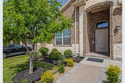 613 Heartland Drive, Glenn Heights, TX 75154 - Photo 9