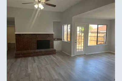 819 Lovingham Drive, Arlington, TX 76017 - Photo 3