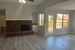 819 Lovingham Dr, Arlington, TX 76017 - Photo 3