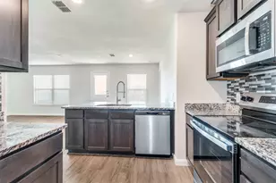 144 Barbwire Wy, Newark, TX 76071 - Photo 5