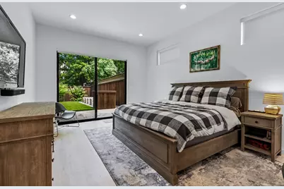 2325 Hondo Avenue, Dallas, TX 75219 - Photo 7