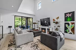 2325 Hondo Ave, Dallas, TX 75219 - Photo 11