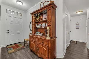 604 Holiday Hills Dr, Mineral Wells, TX 76067 - Photo 7