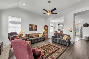 604 Holiday Hills Dr, Mineral Wells, TX 76067 - Photo 17