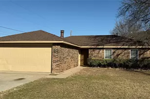 1502 Lime Leaf Ln, Duncanville, TX 75137 - Photo 1