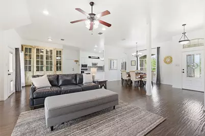 5965 Feather Wind Way, Fort Worth, TX 76135 - Photo 5