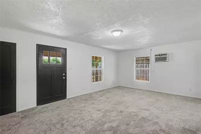 316 W 4th Terrace, Springtown, TX 76082 - Photo 5