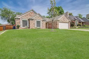 6713 Inwood Dr, North Richland Hills, TX 76182 - Photo 1