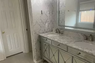 1825 Kingsbrook Trail, Fort Worth, TX 76120 - Photo 15