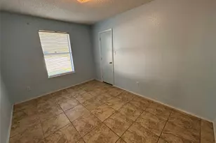 9444 Lipton Ln, Dallas, TX 75217 - Photo 13