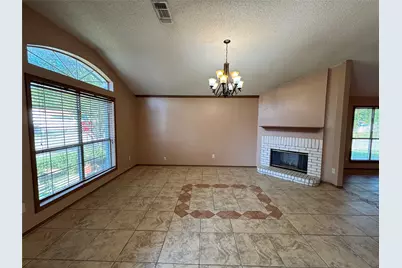 9444 Lipton Lane, Dallas, TX 75217 - Photo 5