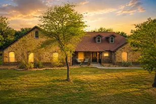 125 Miramar Cir, Weatherford, TX 76085 - Photo 1