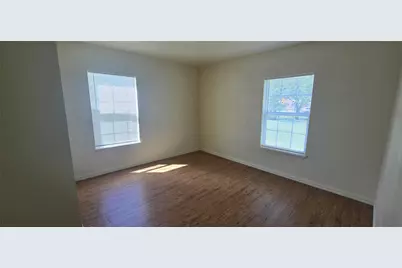 800 N 4th Street, Sanger, TX 76266 - Photo 11