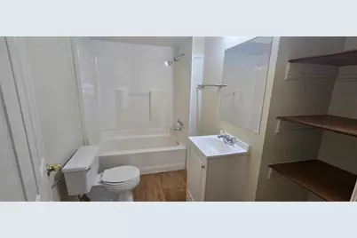 800 N 4th Street, Sanger, TX 76266 - Photo 9