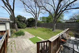 3719 Seguin Dr, Dallas, TX 75220 - Photo 23