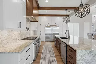 1611 Monterey Bay Ct, Granbury, TX 76048 - Photo 11