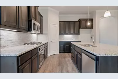 725 Soaring Hawk Drive, Fort Worth, TX 76008 - Photo 3