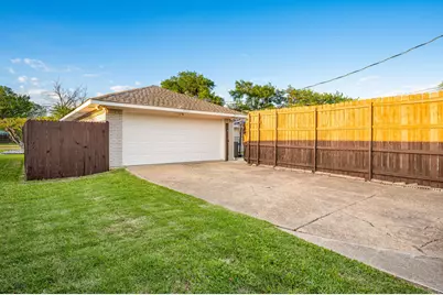 3556 Royal Lane, Dallas, TX 75229 - Photo 27