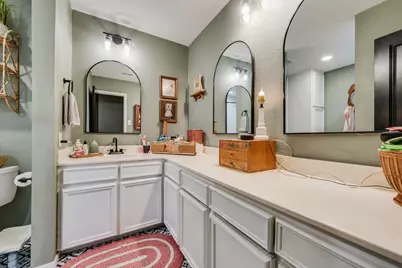 905 Colonial, Cleburne, TX 76033 - Photo 11