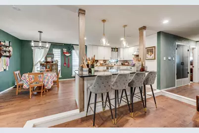 905 Colonial, Cleburne, TX 76033 - Photo 5