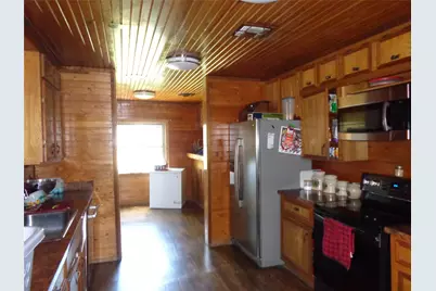 1201 S Bois D Arc Street, Grandview, TX 76050 - Photo 5