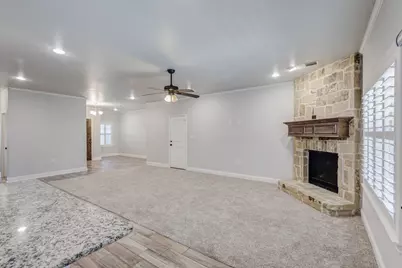 924 Via Barcelona, Mesquite, TX 75150 - Photo 9