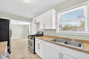 10922 Castolon Dr, Dallas, TX 75228 - Photo 23