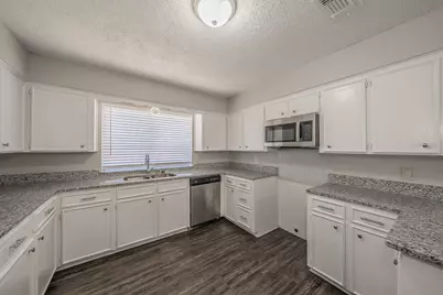 876 Dogwood Trail, Lancaster, TX 75146 - Photo 11